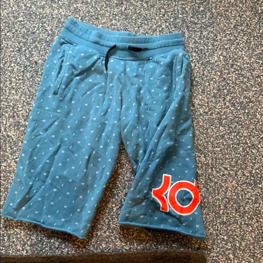 Kevin Durant shorts medium